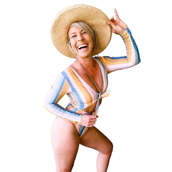 NWT Shade & Shore Multi Stripe Long Sleeve Knot-Front Cut Out One Piece - Picture 3 of 12